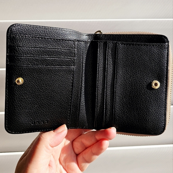 DKNY Wallet Beige Tan Leather Coin Zipper Black - Picture 5 of 7